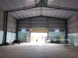 Chính chủ gửi bán kho mặt tiền đường đoàn nguyễn tuấn, 900mv có 300 thổ. giá 22ty5.  0909 805 ***