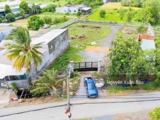 Chính chủ gửi bán 1928,2m2 có 300m2 thổ cư mặt tiền bên kênh đường t14, giá 16ty5 tl.  0909 805 ***