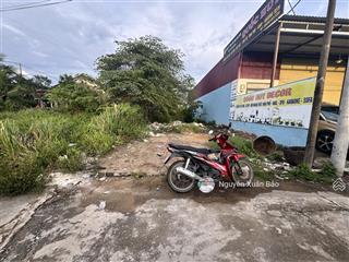 Chính chủ gửi bán 206 thổ cư hxh cách đường đoàn nguyễn tuấn 40m, giá 4,5 tỷ tl.  0909 805 ***
