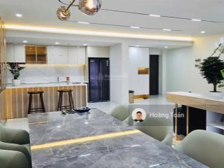 Bán căn hộ happy valley quận 7, 135m2, view sân golf. có ô xe. giá 9 tỷ.  0947 800 ***