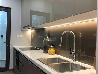 Bán căn hộ cc central field trung kính, 5,7 tỷ, 68m2, 2pn, 2wc, chính chủ, uy tín