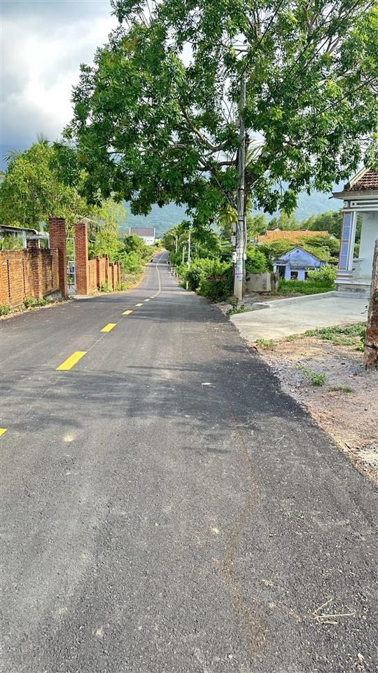 Bán đất 1871m2 tại tỉnh lộ 5 ninh hòa, khánh hòa, 950 triệu có 60m2 thổ cư thương lượng giảm