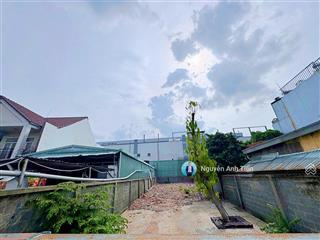 Đất thổ cư mặt tiền đường 17 phạm văn đồng, ngang 8,3m  nở hậu 10,6m. xây văn phòng, chdv rất đẹp.