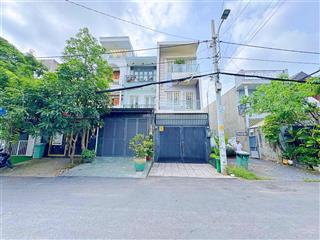 Nhà đẹp  đường to  dt 102m2  ngay đường 27 phạm văn đồng.