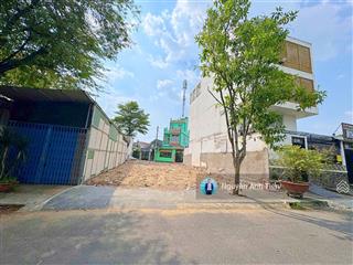 Hiếm ! đất lớn 2 mặt tiền  ngang 9,5m, dt 185m2  khu bên sông gigamall phạm văn đồng.