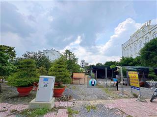 Bán đất mặt tiền phạm văn đồng  dt 356m2, nở hậu 11m  xây 8 tầng + hầm.