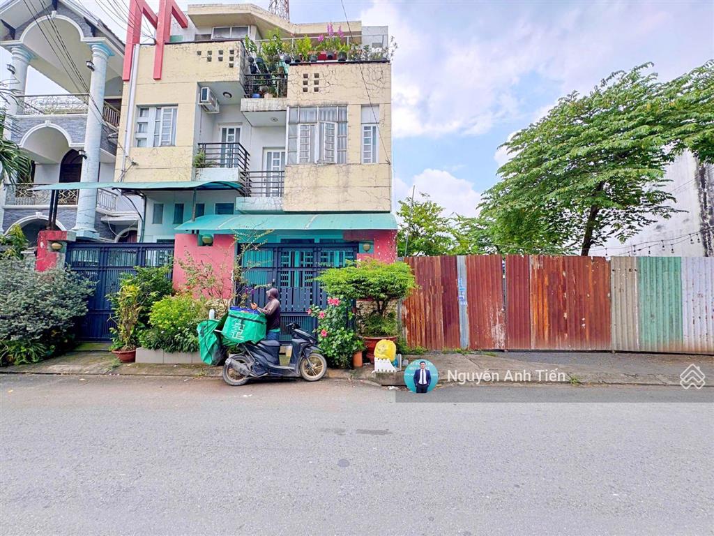 Đất mặt tiền dt lớn 8x25m  sát đường b & hiệp bình. phù hợp xây văn phòng, nhà phố thương mại