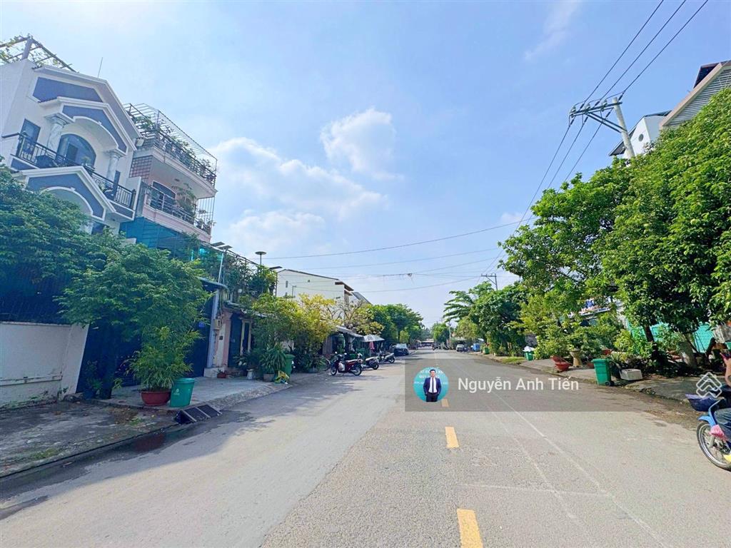 Đất mặt tiền đường 20m  ngay khu bên sông gigamall  hàng hiếm lâu lắm mới có lô bán