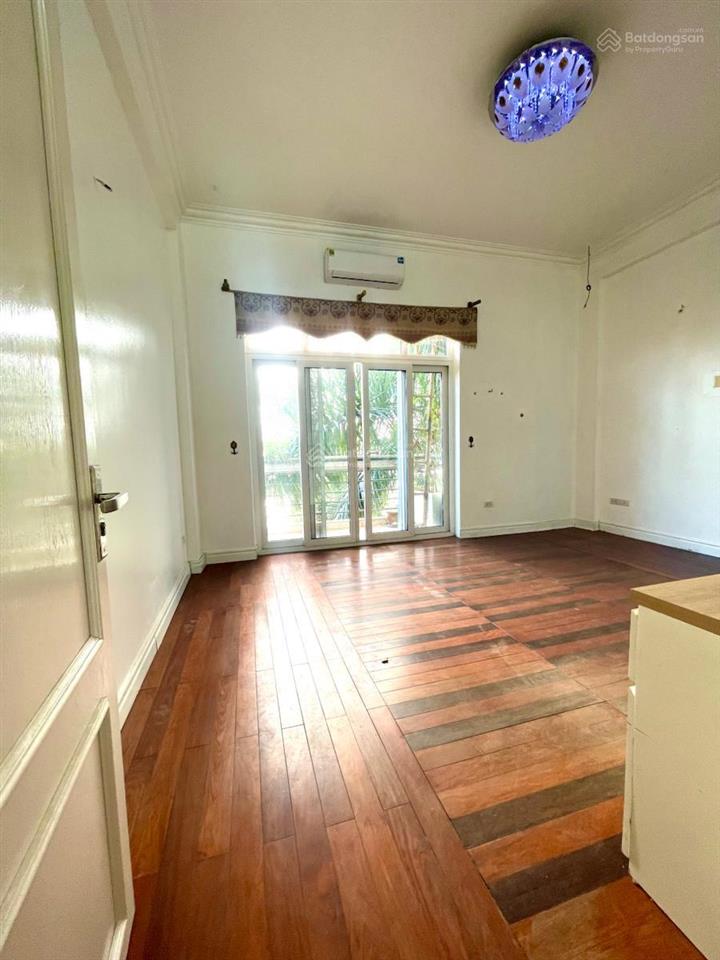 Bán căn hộ chung cư thấp tầng đốc ngữ, khu nhà ở cán bộ cao cấp 146m2, khuôn viên siêu rộng mát mẻ