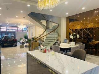 15 tỷ  mua ngay biệt thự 5 tầng (7x18m  122m2)  siêu sang trọng  có nội thất  xe hơi vào nhà