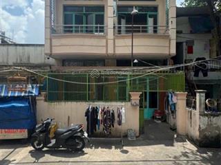 10,9 tỷ  nhà 2 mặt tiền (7x13m,90m2  3 tầng) ngay lạc long quân  đầm sen  xe hơi đậu trong nhà