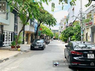Lê đại hành giáp quận 10  hàng hiếm giá tốt (4x16m, 4 tầng) đường 7m, xe tải thông, nhà mới ở liền