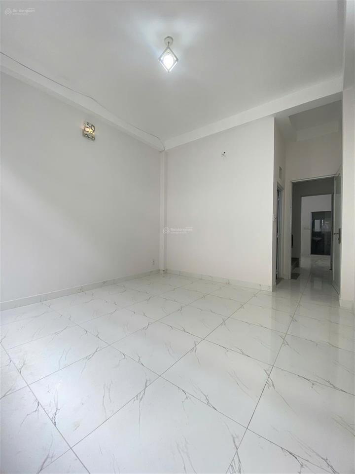 6,2tỷ khu lê đại hành gần bình thới (4x10m, 4 tầng)  nhà mới ở liền  hẻm sạch  an ninh