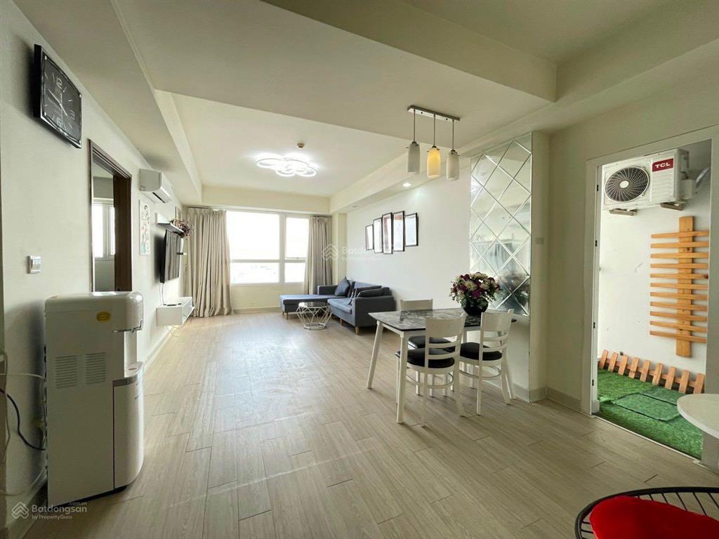 Cc the eastern căn góc 98m2 3pn 2wc có 2 loggia, view ngoại khu rất thoáng, giá 3.69 tỷ tl