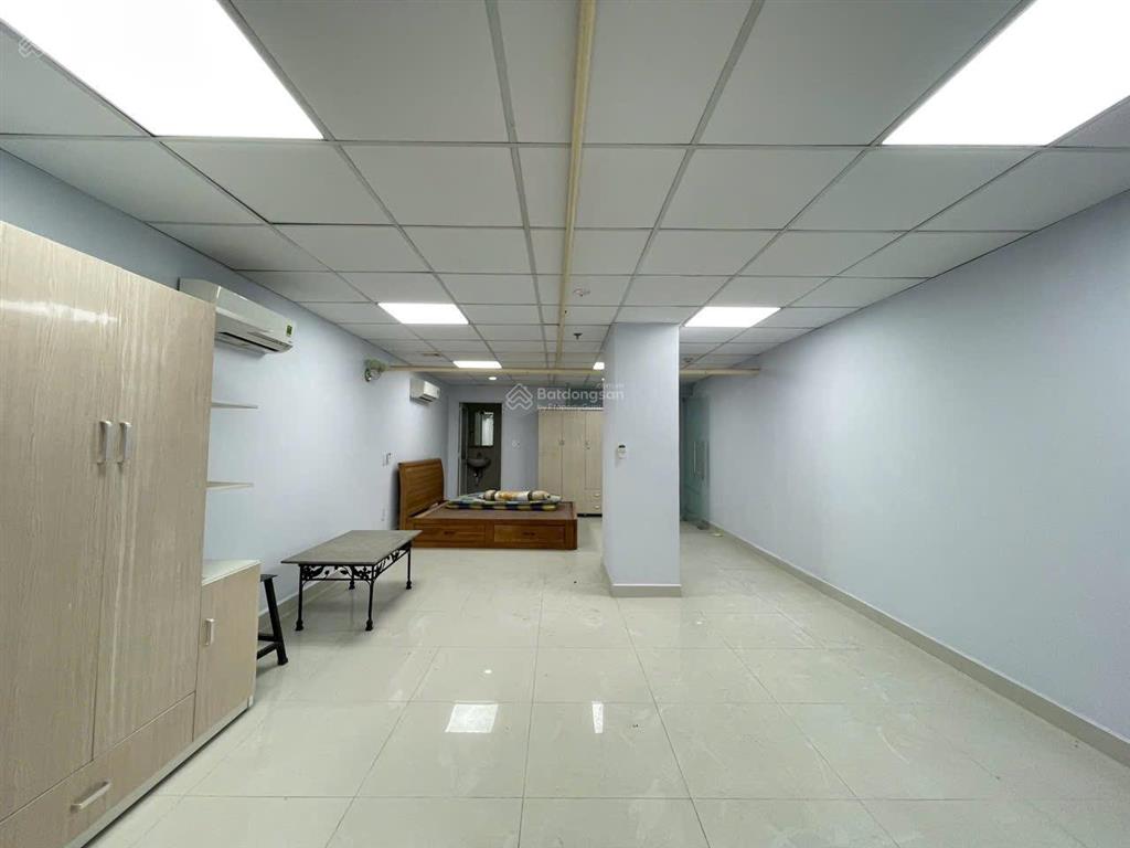 Cần bán shophouse cc the eastern giá tốt 3.0 tỷ, 55m2 ngang 6m, đã hoàn thiện lầu, đủ nội thất