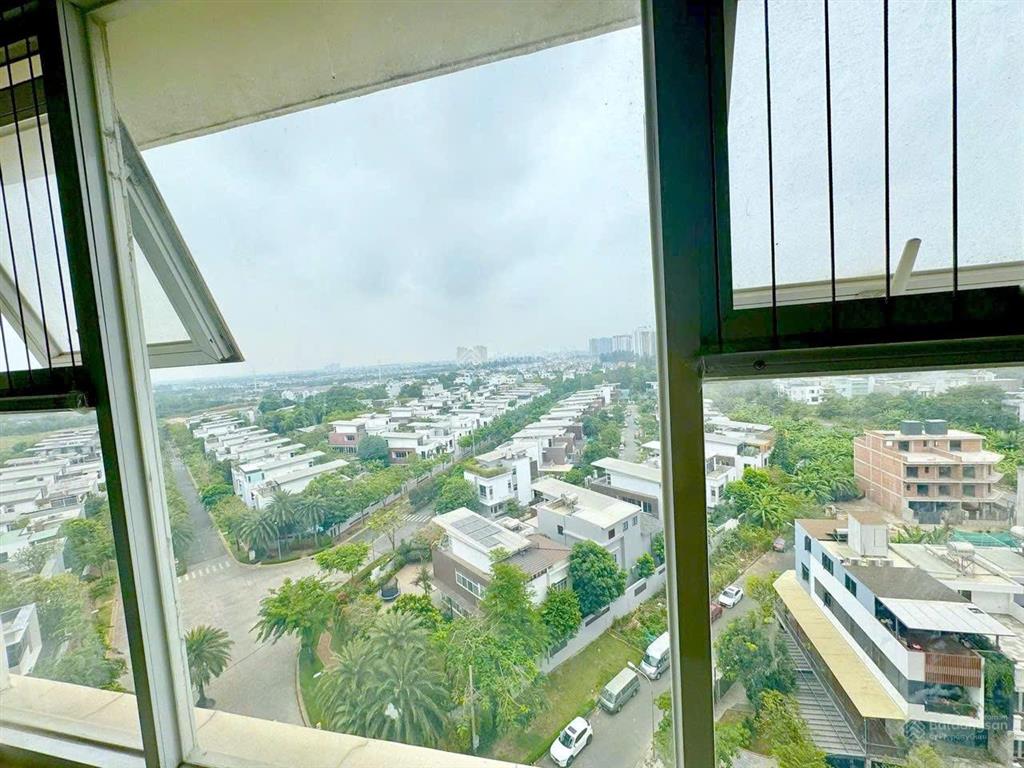 Bán căn hộ fuji, 1+1pn 55m² giảm giá chỉ 2.95 tỷ, view ngoại khu landmark 81 liên phường q9, shr