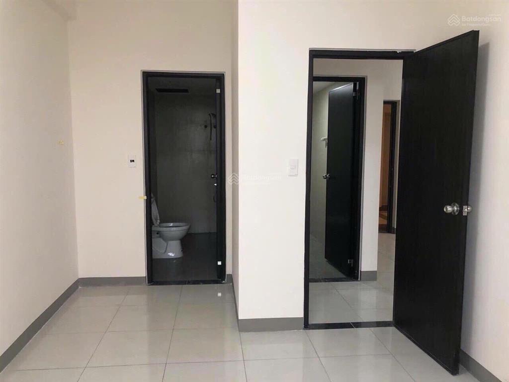 Cần cho thuê căn hộ 2pn 2wc giá rẻ  64m2  7.5 triệu, vị trí đẹp ,diện tích rộng