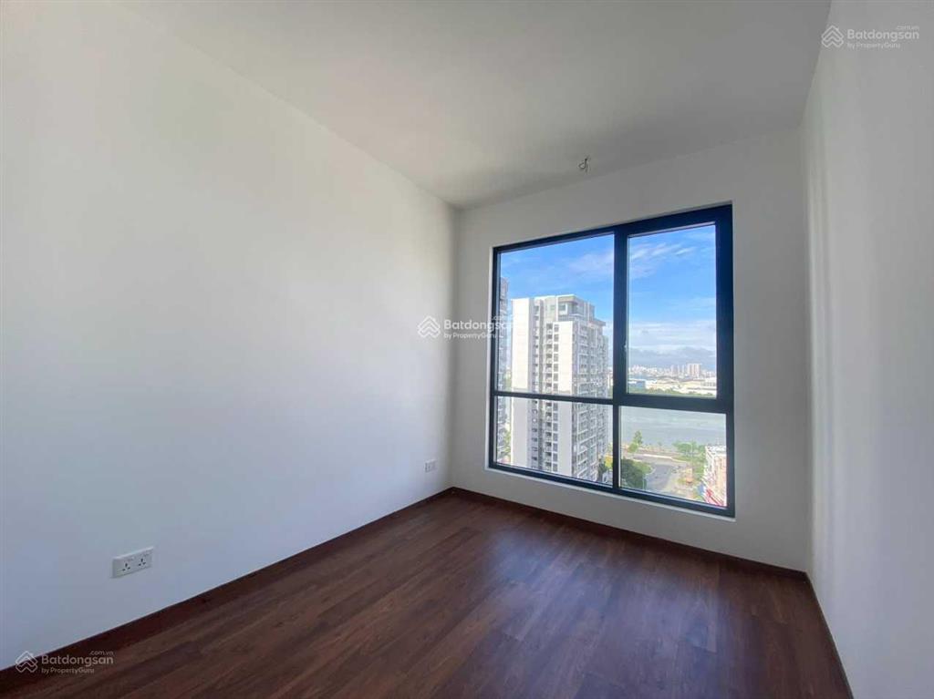 Chủ nhà cần bán nhanh căn 2pn view sông trực diện siêu đẹp  giá tốt tại thời điểm  8,2 tỷ all in