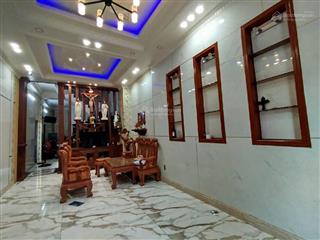 8,8 tỷ nhà đỗ xuân hợp quận 9, 85m có hầm ô tô, hẻm ô tô tránh, 5pn, tiện ở và kinh doanh