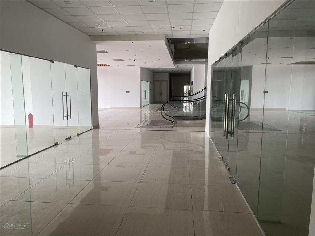 Cho thuê văn phòng ia20 ciputra 280m2 giá 35 triệu/tháng 0382 276 ***