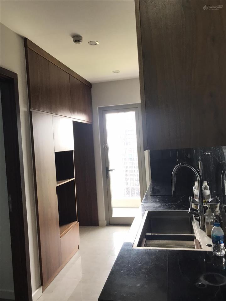 Chính chủ bán căn hộ chung cư ia20 ciputra 110m2, lô góc, 0382 276 ***