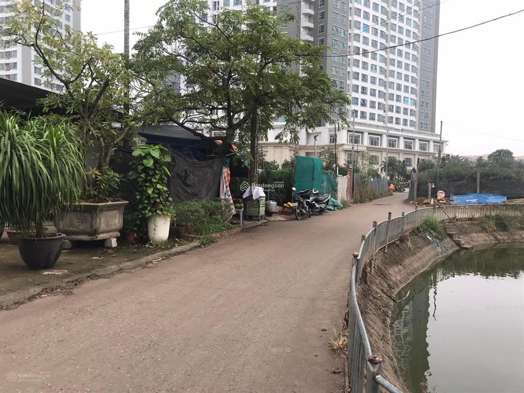 Bán đất 330m2, mặt tiền 15m, phú thượng gần ciputra giá 3 tỷ. 0382 276 ***
