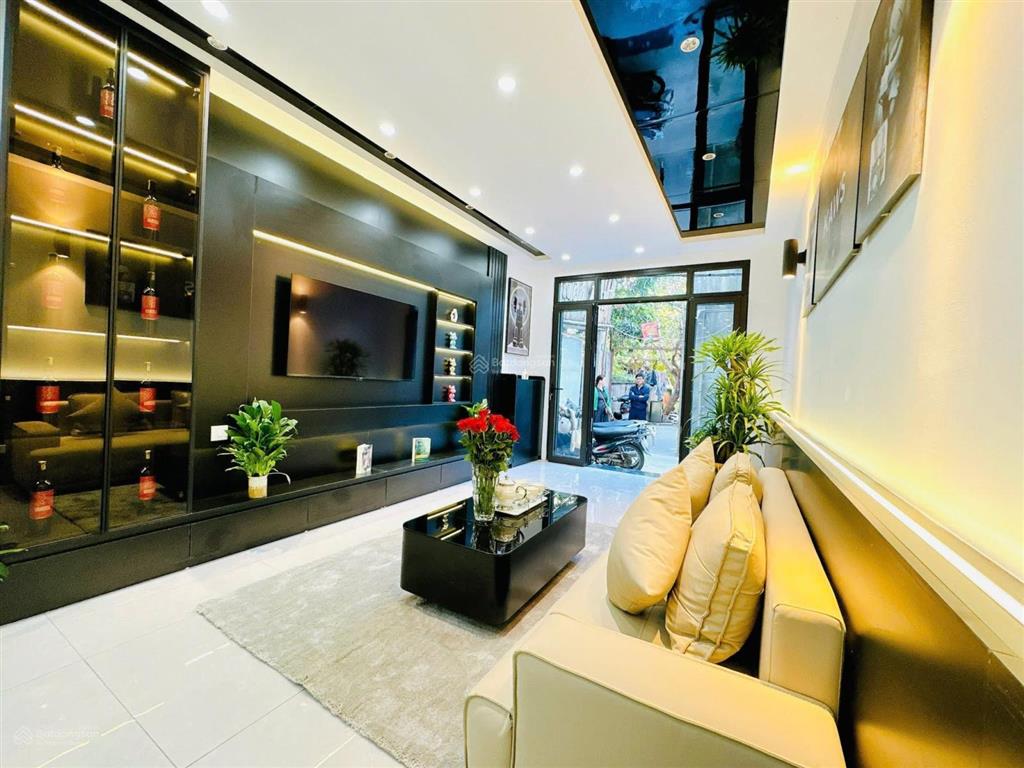 Bán nhà mới 6 tầng thang máy đón tết phạm văn đồng, 38m2 4pn, full nt đẹp, gần ô tô, nhỉnh 10 tỷ