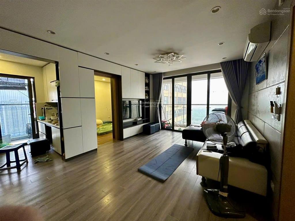 Chính chủ thiện chí chí bán gấp căn góc 2 ngủ, 2wc, 2logia, view hồ, cc sunsquare 21 lê đức thọ.