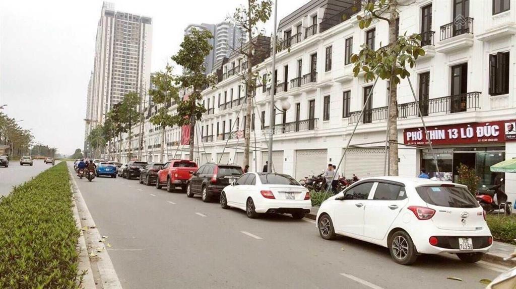 Chuyên thuê biệt thự  liền kề  shophouse khu đô thị embassy giá tốt