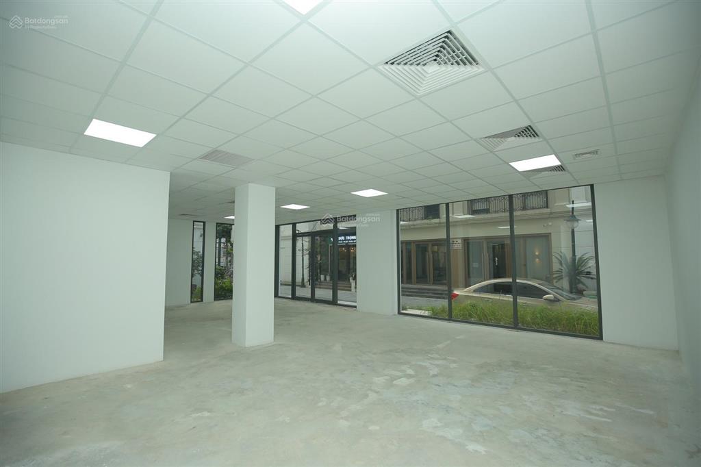 Gia đình chuyển đổi cần bán tòa nhà khu nguyễn tuân, dt 224m2, 6 tầng + 1 hầm, lô góc 3 mặt thoáng