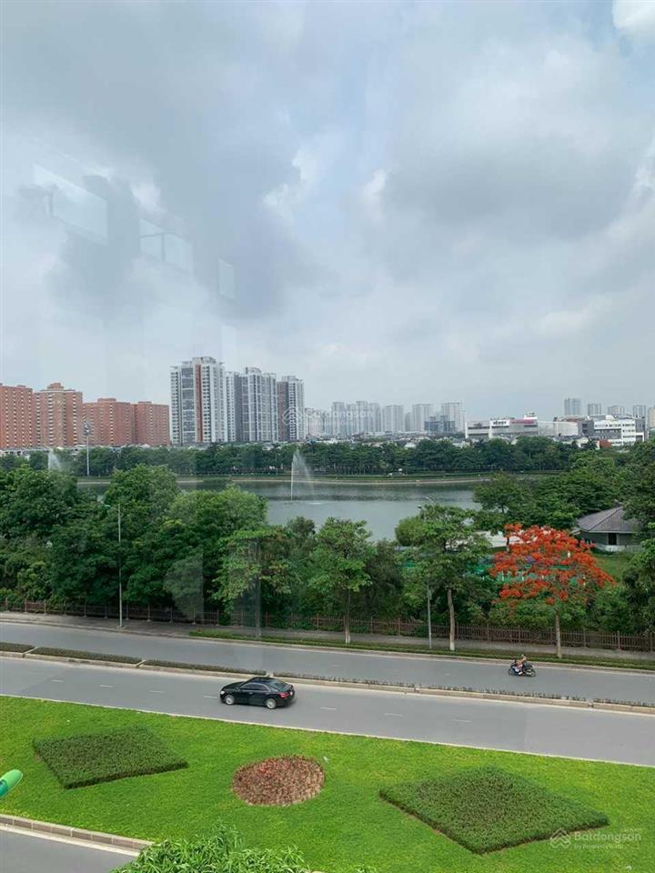 Chính chủ bán biệt thự starlake lô góc, 3 mặt thoáng, diện tích 220m2, full nội thất mới, hiện đại
