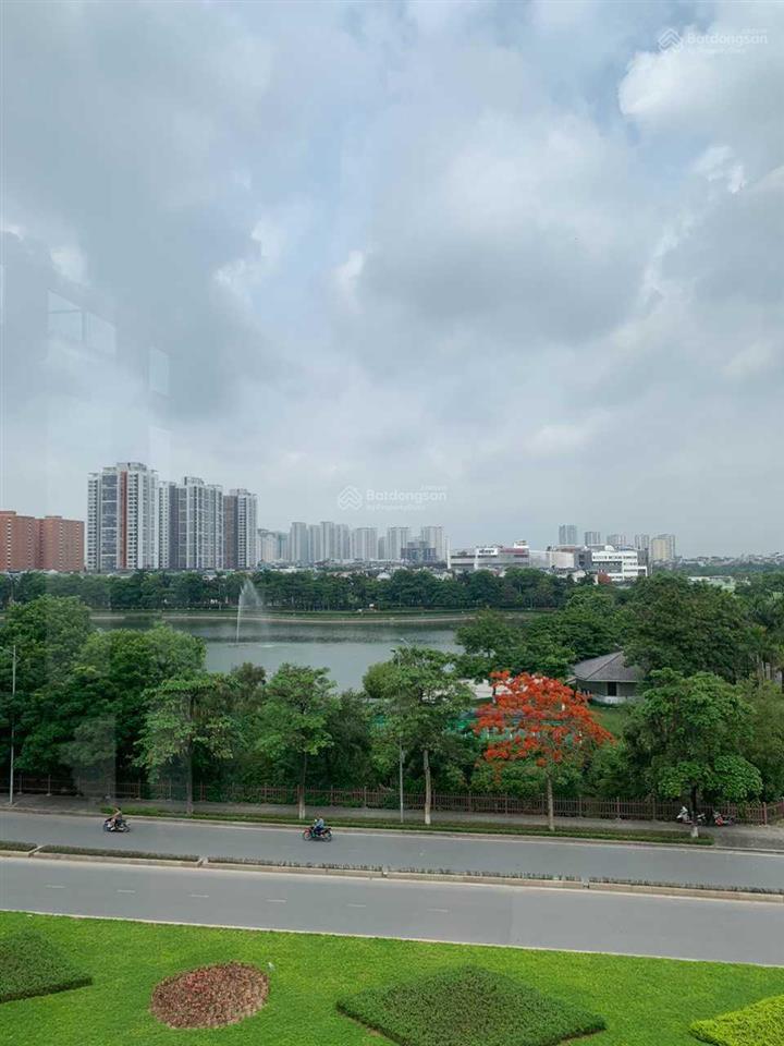 Chính chủ bán biệt thự starlake lô góc, 3 mặt thoáng, diện tích 220m2, full nội thất mới, hiện đại