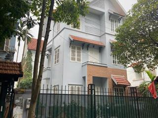 Bán biệt thự khu lão thành cách mạng, trần kim xuyến, yên hòa, cầu giấy. dt 220m2