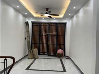 Bán nhà dân xây kiên cố 33m2 x 5 tầng full nội thất tại trung tâm quận nam từ liêm giá chỉ 5,5 tỷ