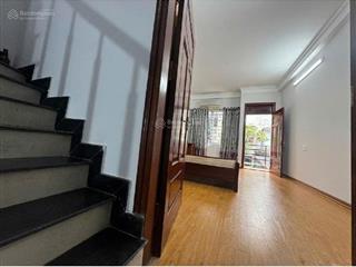 Nhỉnh 5 tỷ nhận ngay nhà 5 tầng sát vành đai 3,5 trung tâm di trạch sổ đỏ trao tay 0973 351 ***