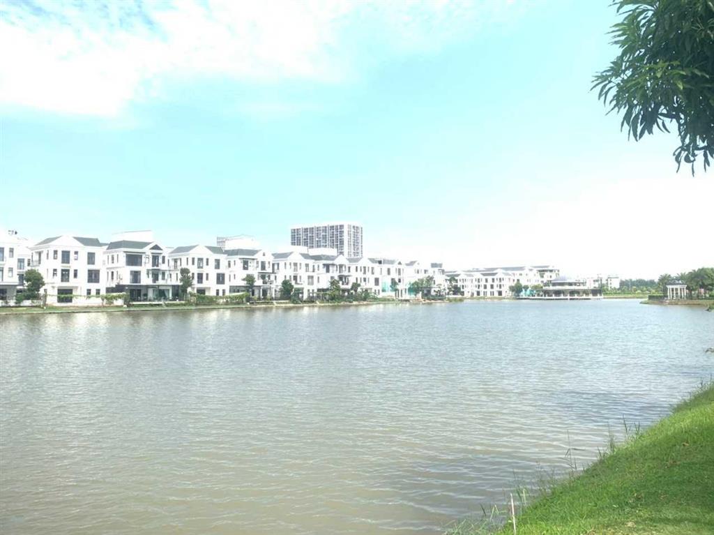 Bán gấp đơn lập mặt hồ vinhomes marina 350m2, siêu đẹp, giá 33 tỷ
