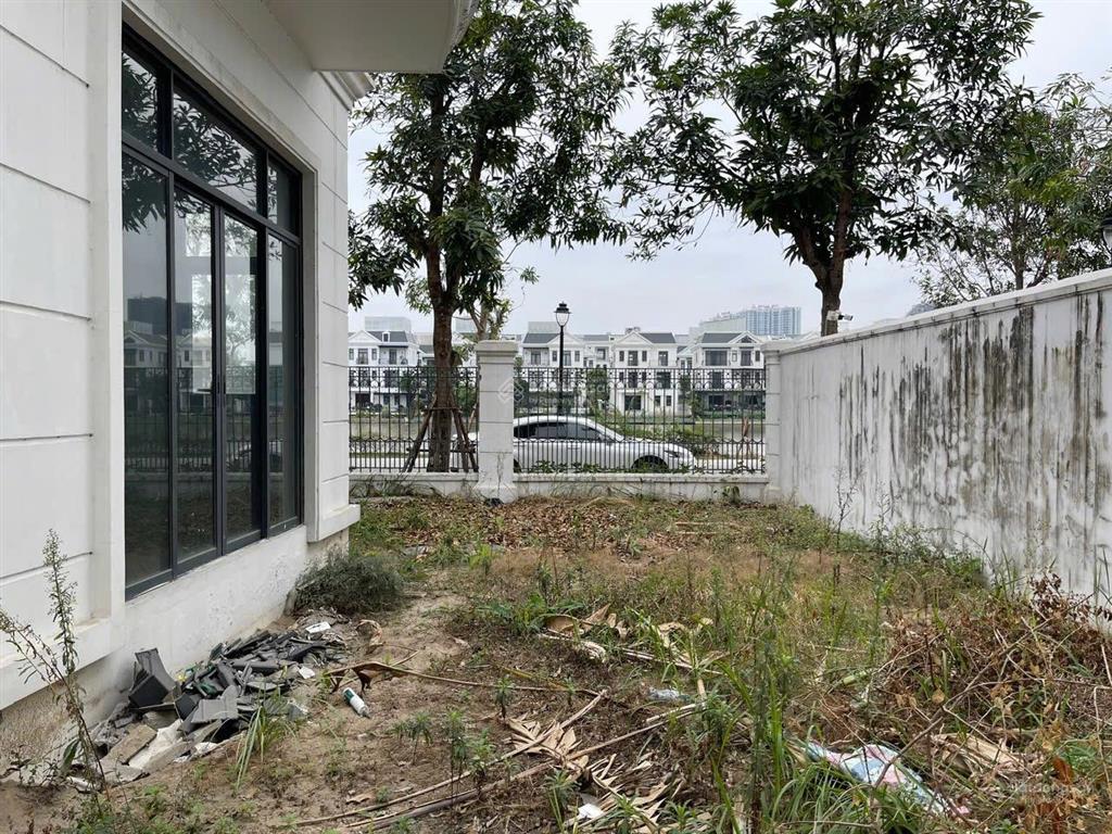 Bán gấp đơn lập mặt hồ vinhomes marina 350m2, siêu đẹp, giá 33 tỷ