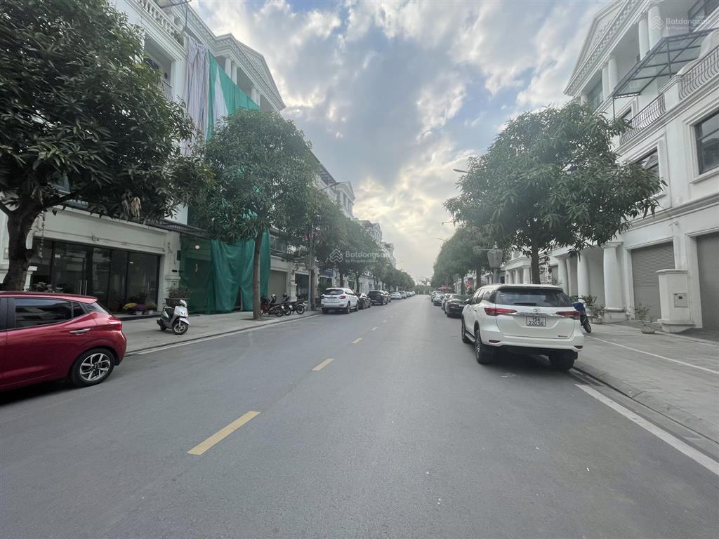 Bán gấp căn xẻ khe mặt đường hải đẳng, 105m2, hoàn thiện giá 16.8 tỷ