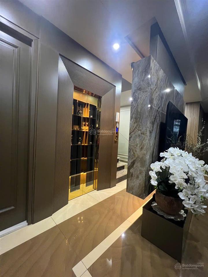 Xẻ khe 90m2 siêu đẹp, thang máy, chỉ 14,5 tỷ bán gấp giá thỏa thuận