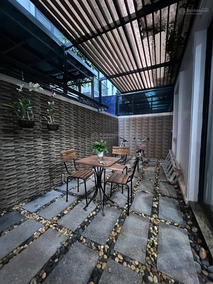 Xẻ khe 90m2 siêu đẹp, thang máy, chỉ 14,5 tỷ bán gấp giá thỏa thuận
