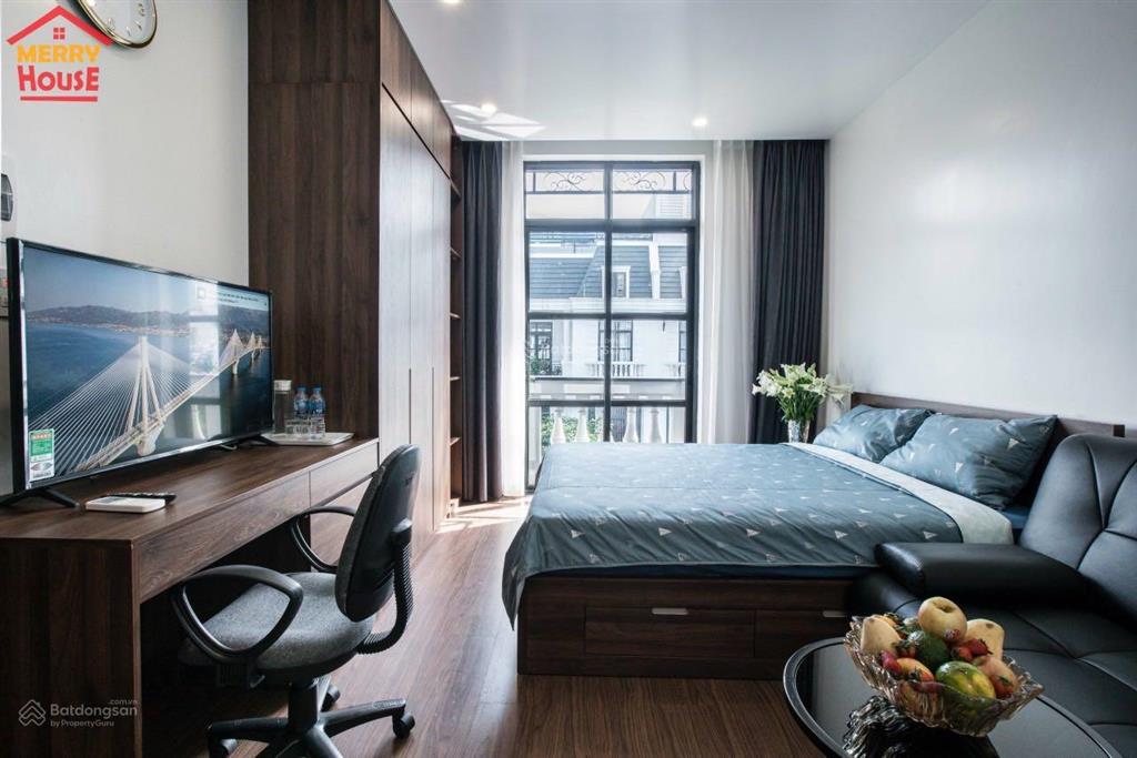 Bán manhattan cạnh vincom, 144m², thang máy, ở ngay, cực đẹp, chỉ 24,5 tỷ