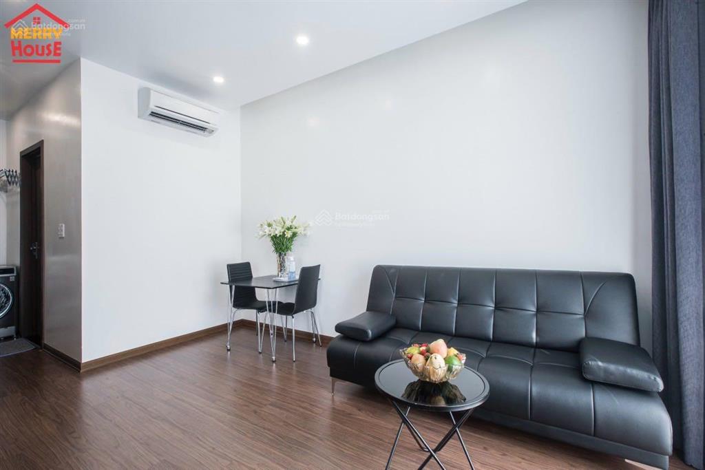Bán manhattan cạnh vincom, 144m², thang máy, ở ngay, cực đẹp, chỉ 24,5 tỷ