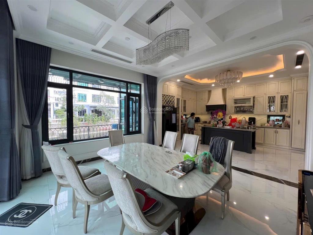 Đơn lập góc siêu phẩm đẹp nhất monaco, 433m2, full nội thất, thang máy, chỉ 60 tỷ, hồ cá koi