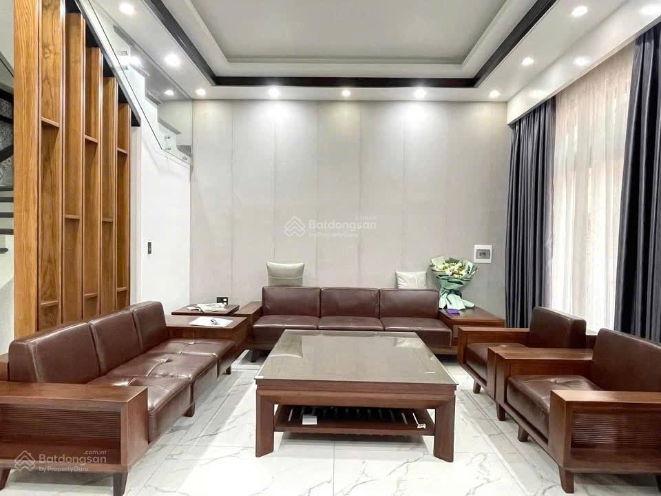Liền kề xẻ khe sân vườn pari 126m, nội thất cao cấp 19,2 tỷ bán gấp