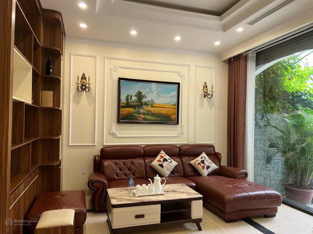 Liền kề xẻ khe sân vườn pari 126m, nội thất cao cấp 19,2 tỷ bán gấp