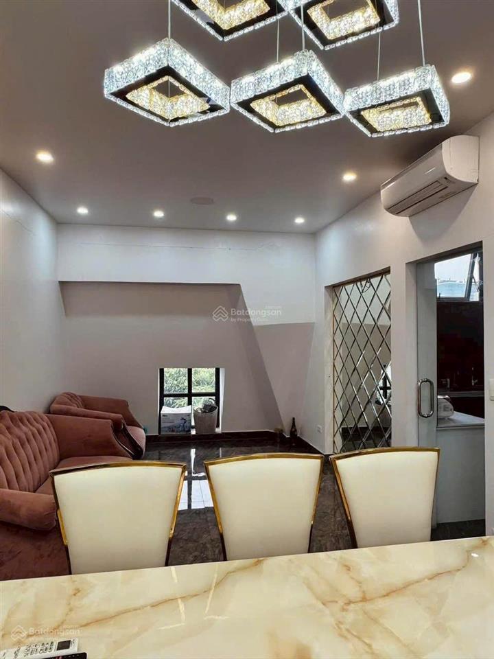 Liền kề pari 98m2 có thang máy, full nội thất chỉ 16,5 tỷ quá rẻ