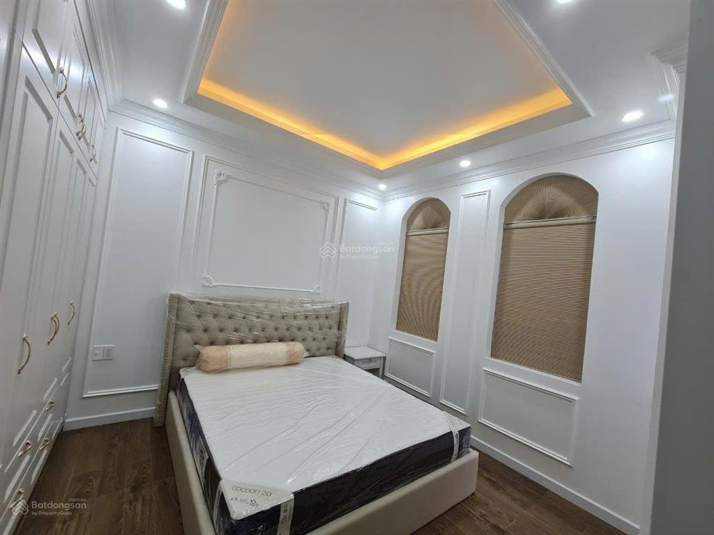 Ven 120m2 xẻ khe nội thất cao cấp nhập khẩu ở ngay chỉ 17,8 tỷ quá đẹp luôn