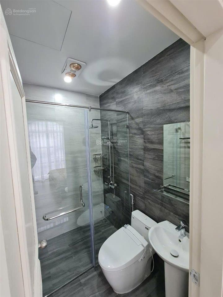 Ven 120m2 xẻ khe nội thất cao cấp nhập khẩu ở ngay chỉ 17,8 tỷ quá đẹp luôn