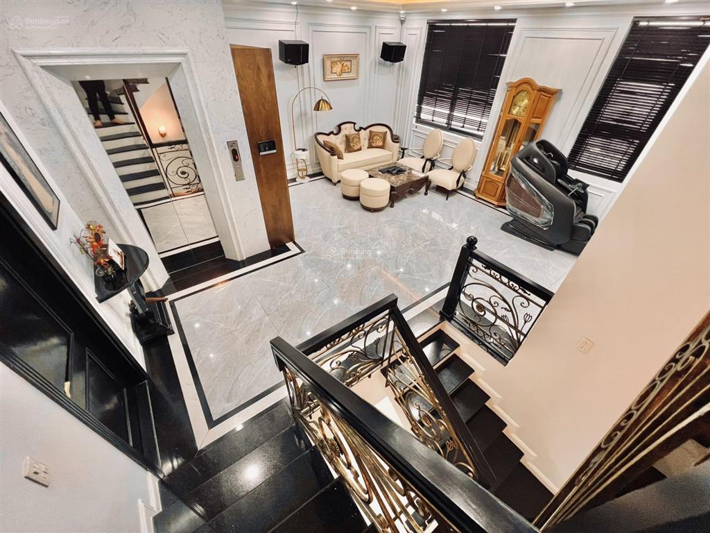 Shop 150m2, hai mặt tiền trước sau, view công viên, hồ bơi, giá cực sốc chỉ 12,8 tỷ