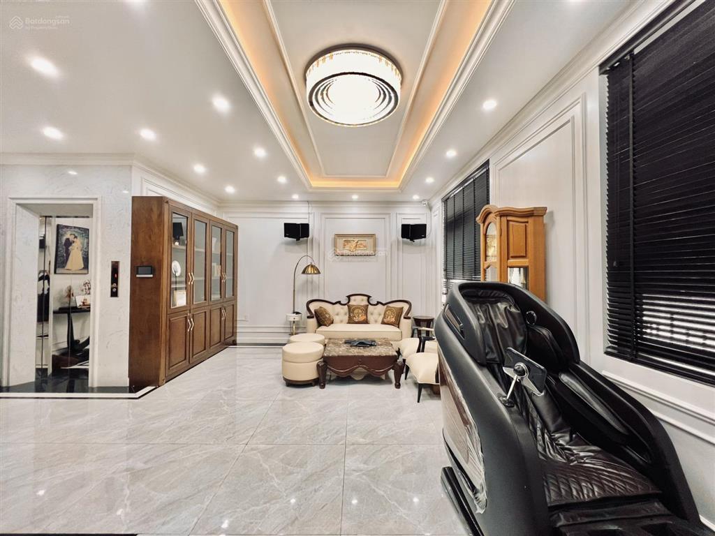 Shop 150m2, hai mặt tiền trước sau, view công viên, hồ bơi, giá cực sốc chỉ 12,8 tỷ